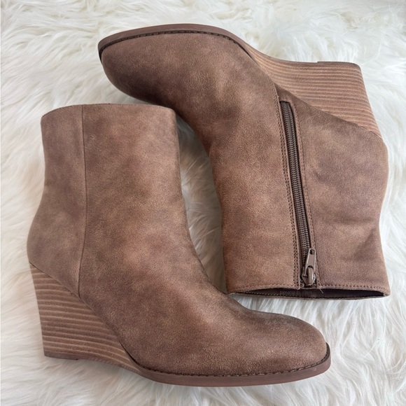 Dolce Vita Women’s Rupart Wedge Boot NWOT - Picture 5 of 5